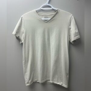 Basique Men’s Cream V Neck T Shirt